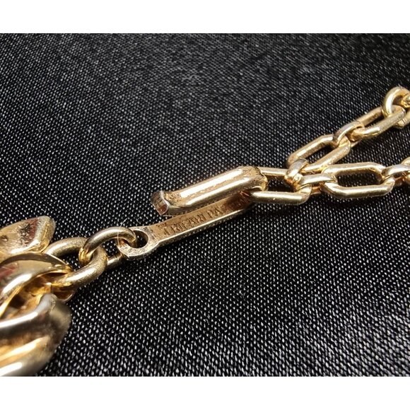 Vintage TRIFARI 1950s Gold-Tone Necklace With Textured Leaf Design - Picture 5 of 5